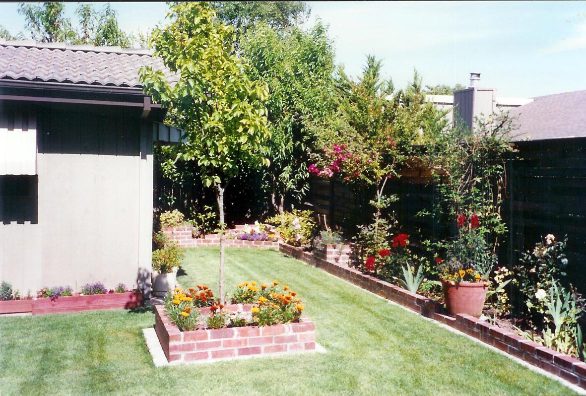 Southeast corner, planting begins